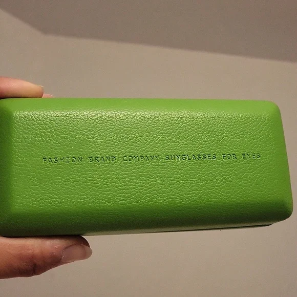 Fashion Brand Company Black Hole Sunglasses with Case - Picture 3 of 8